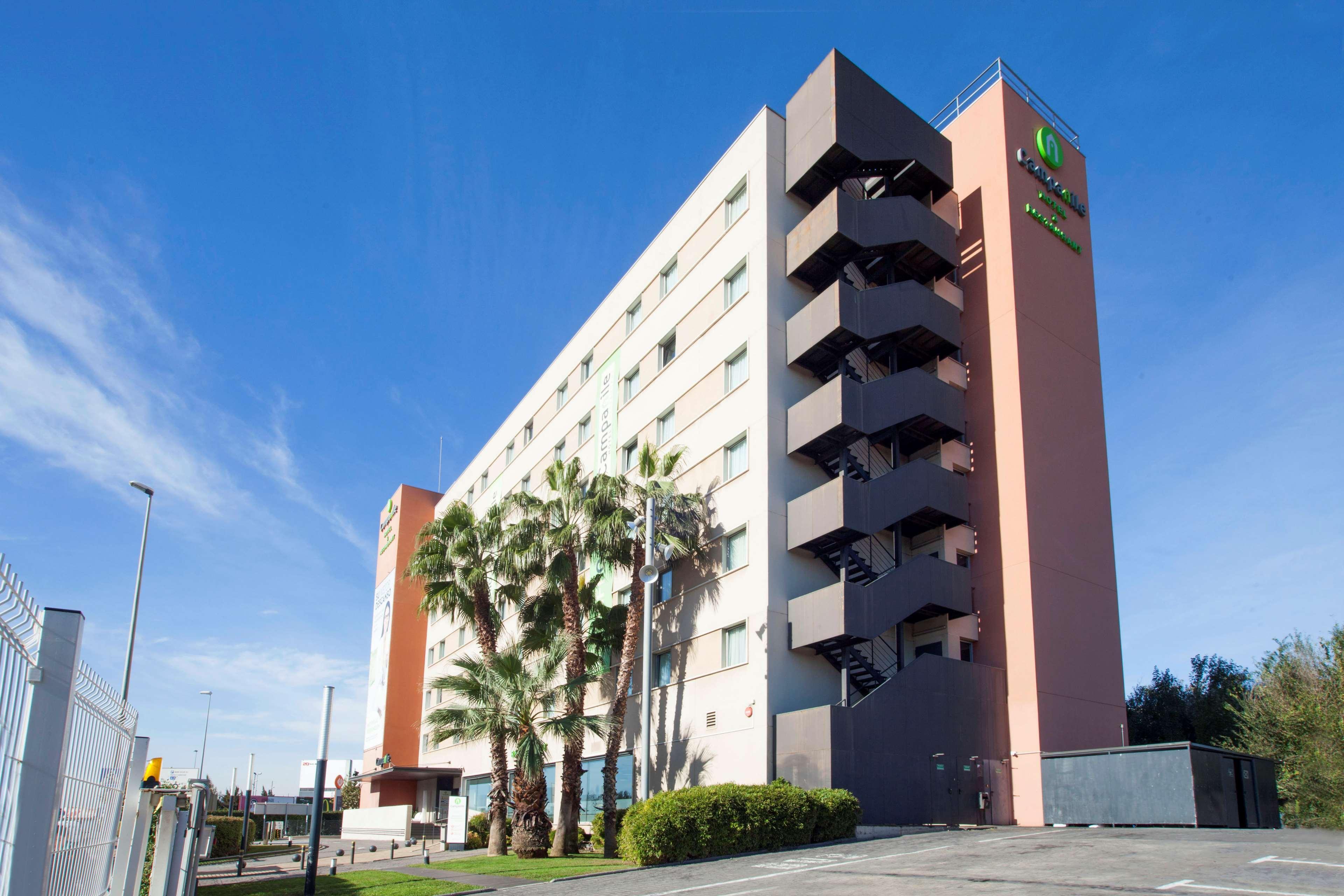 Hotel Campanile Barcelona Sud - Cornella Cornellà de Llobregat Exterior foto